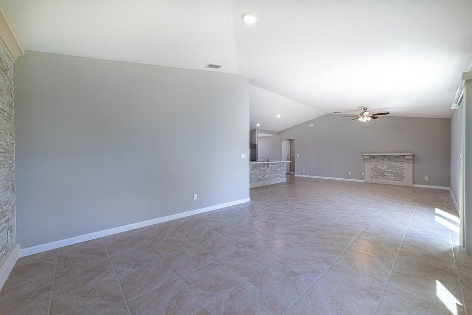 PORT ST LUCIE SECTION 30 - Residential