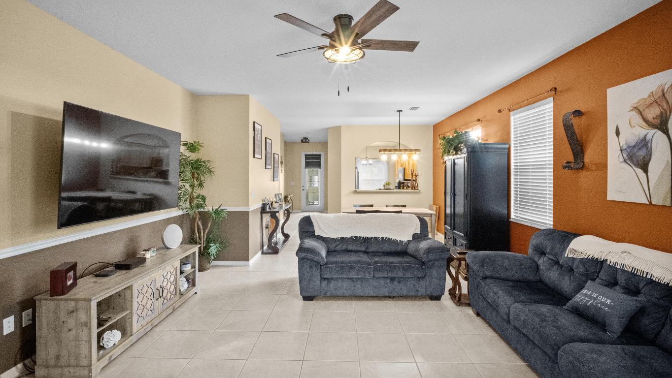 LAKEFOREST POINTE - Residential