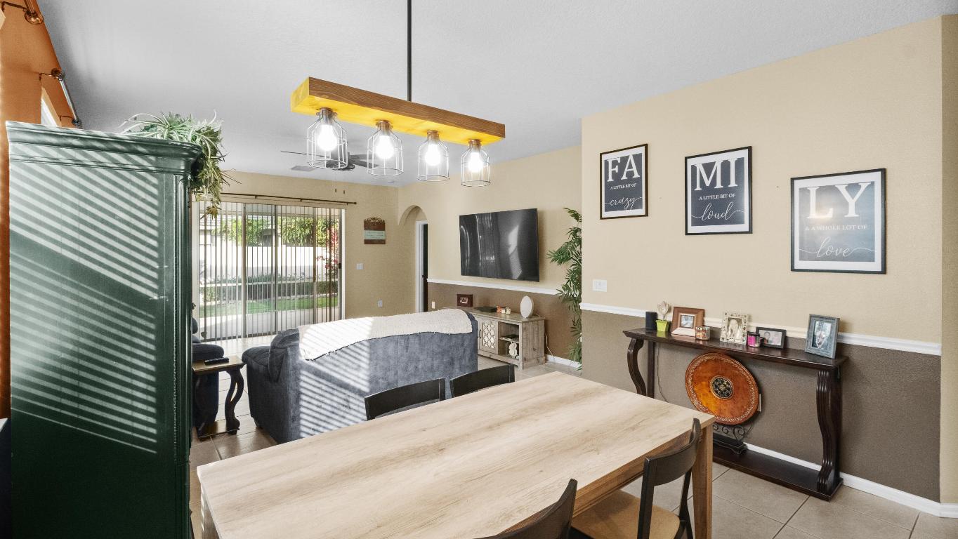 LAKEFOREST POINTE - Residential