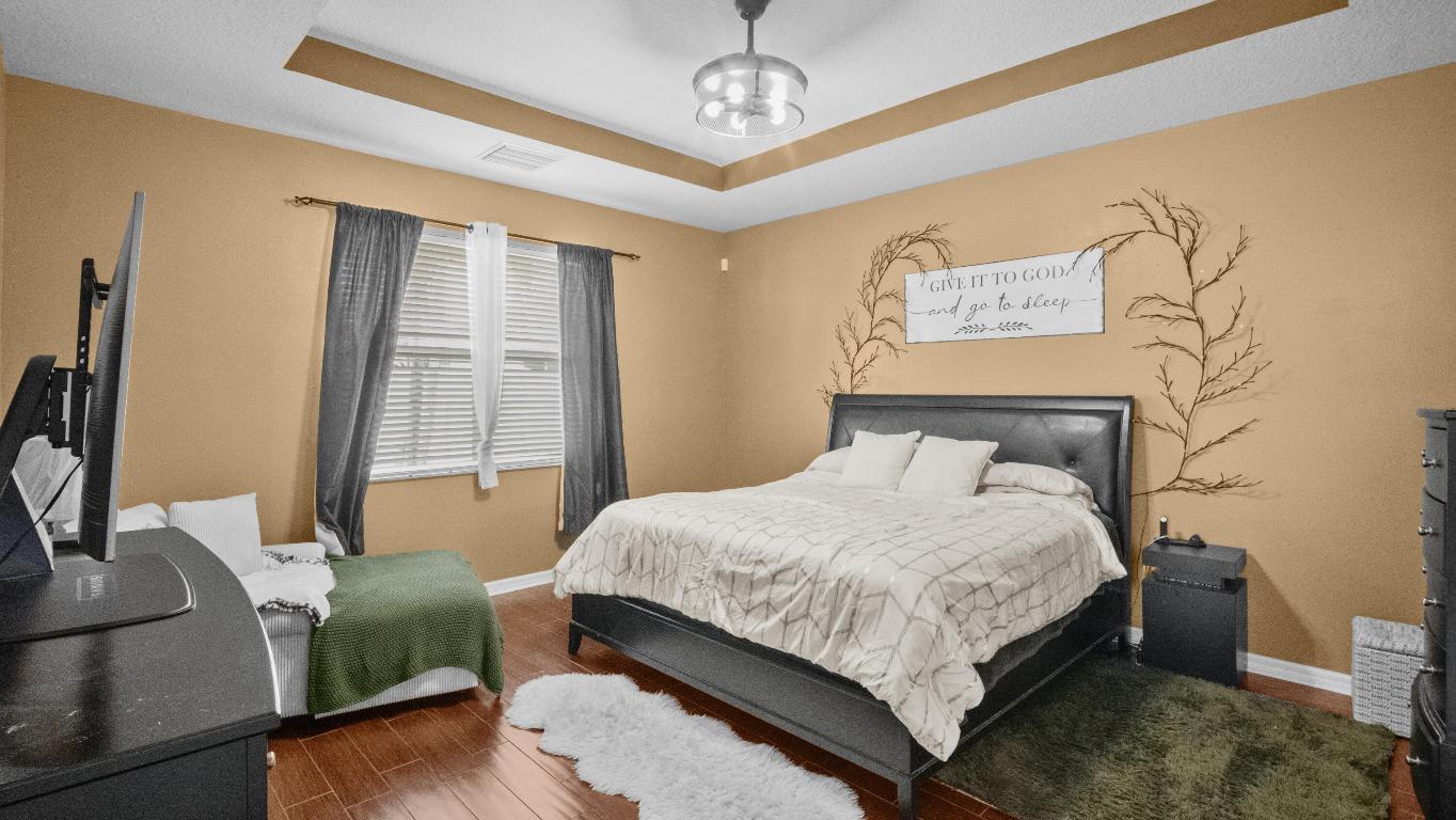 LAKEFOREST POINTE - Residential