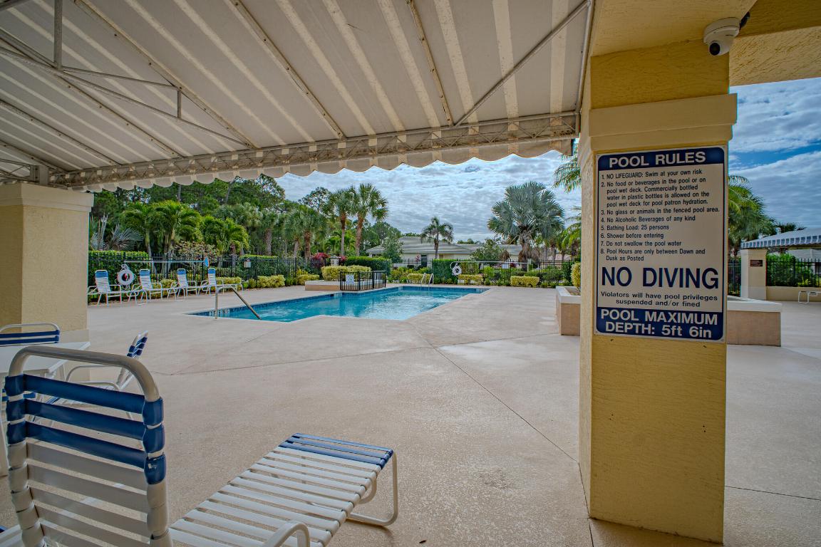 LAKEFOREST POINTE - Residential