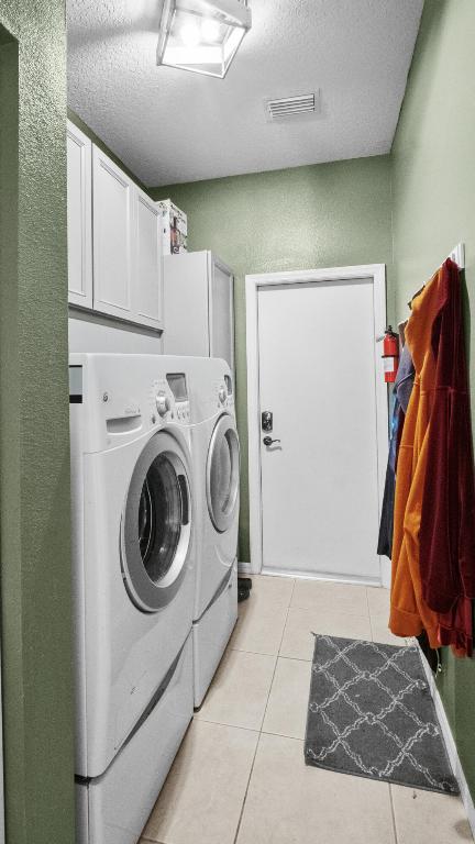 LAKEFOREST POINTE - Residential