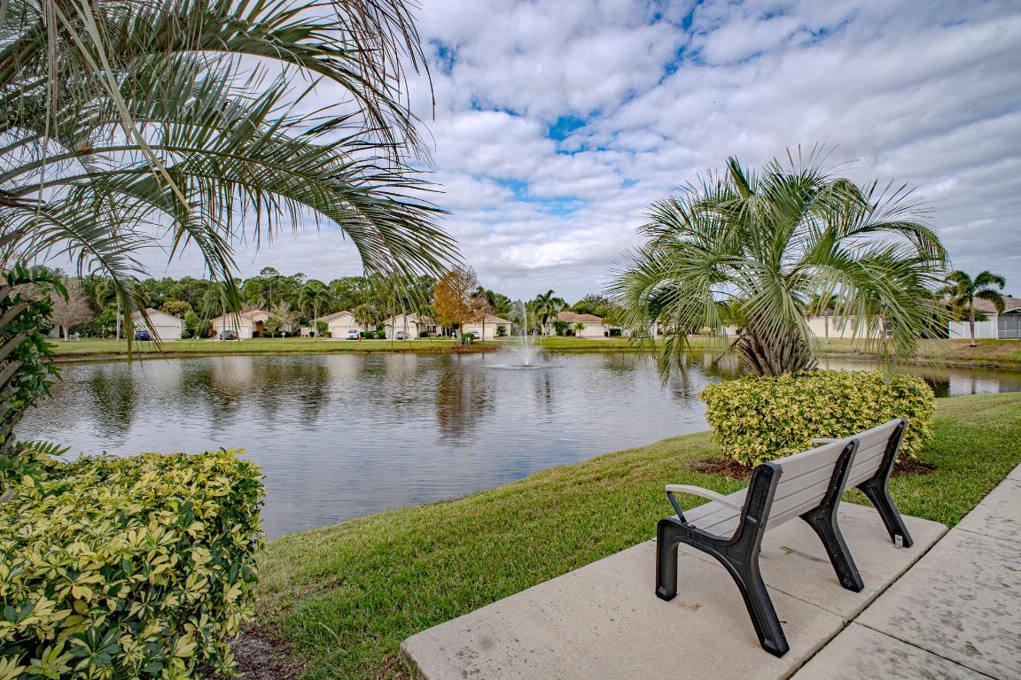 LAKEFOREST POINTE - Residential