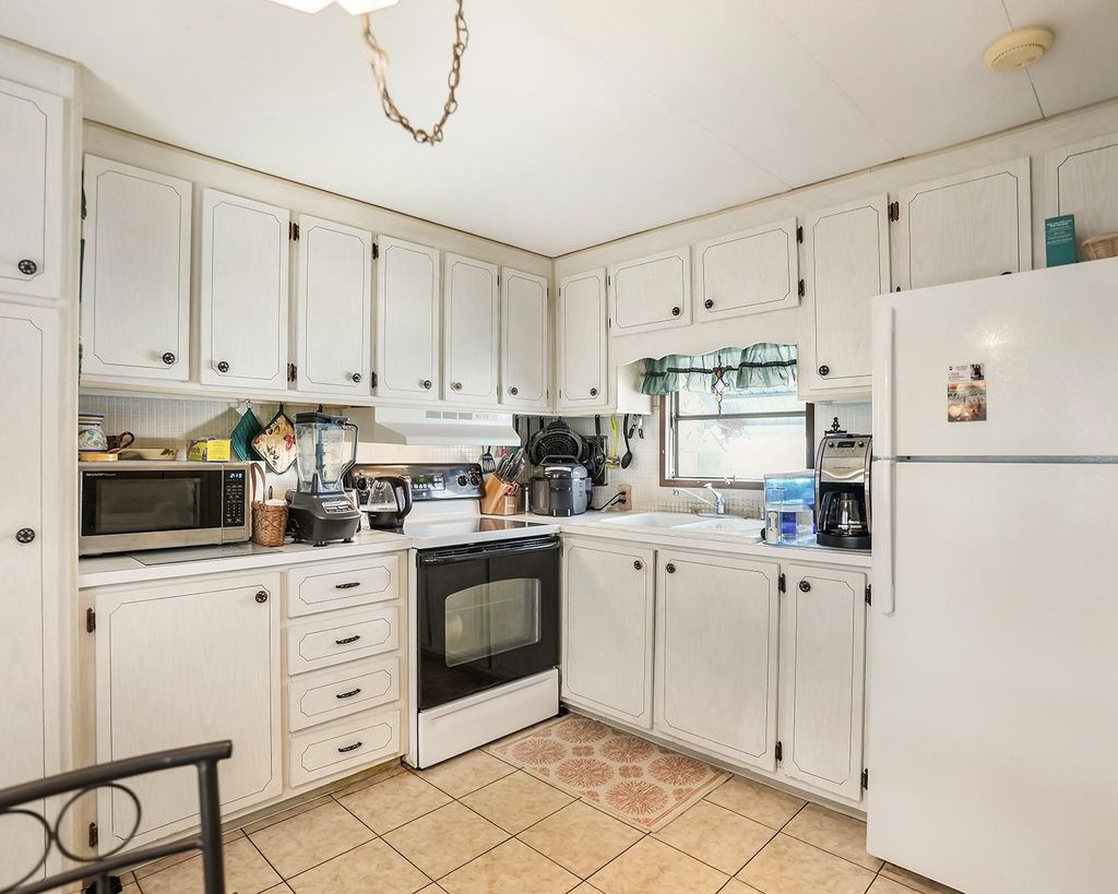 Photo of 2041 SW 83rd Avenue, Davie, FL 33324 (MLS # F10551655)