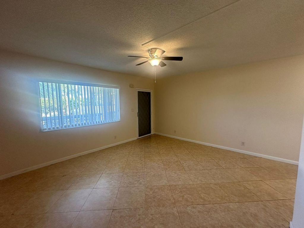 Photo of 2170 NE 51st Court #Unit B25, Fort Lauderdale, FL 33308 (MLS # B26011447)
