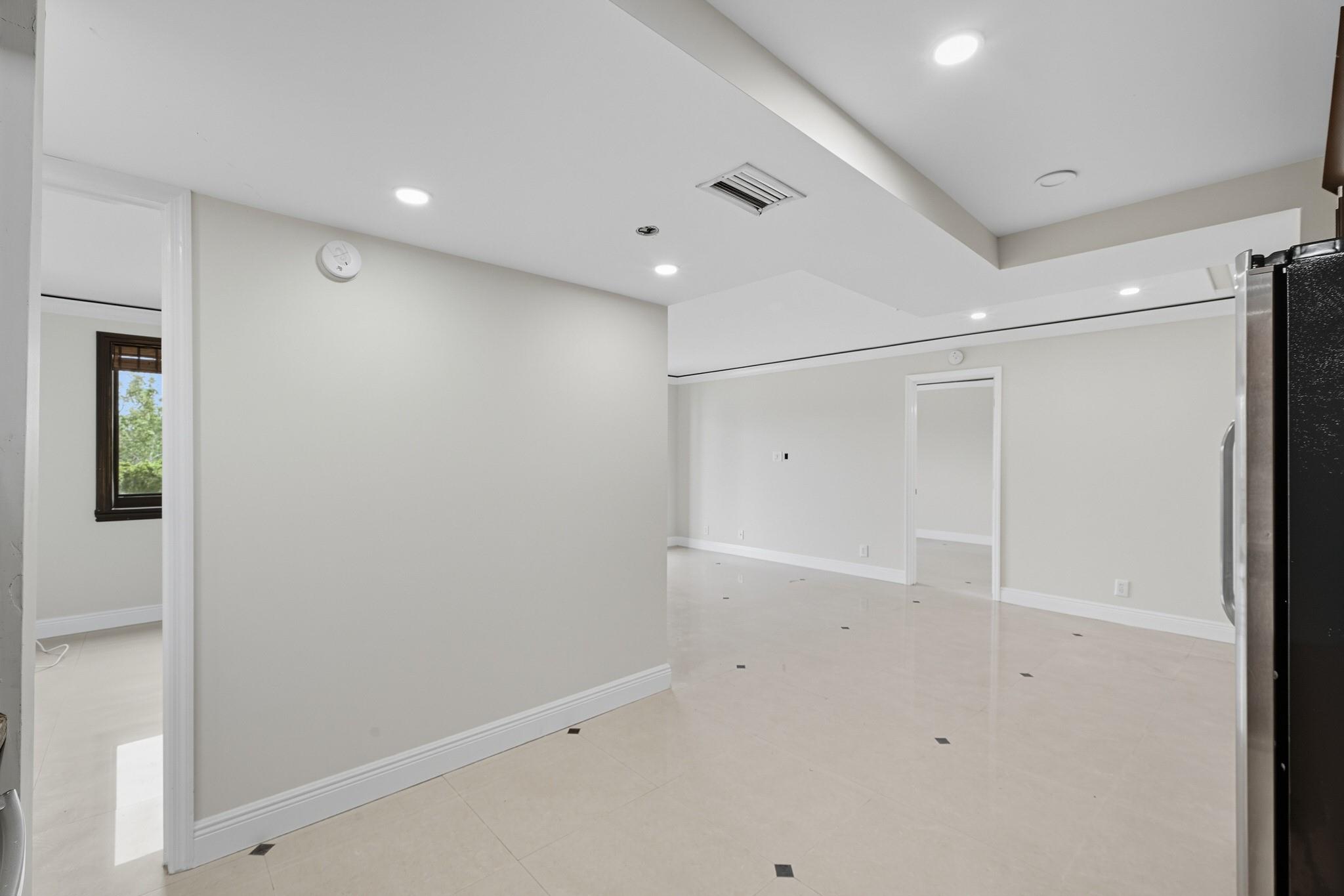SUNRISE SPRINGS - Residential Lease