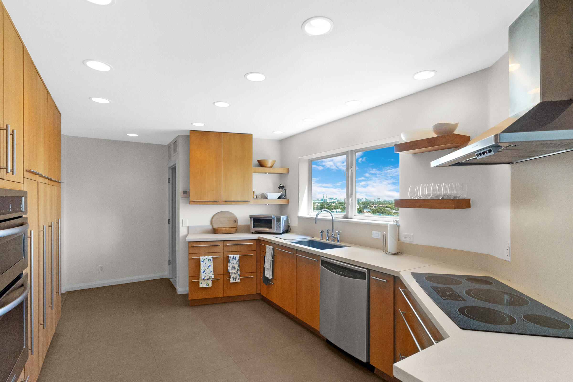 333 Sunset Drive 908, Fort Lauderdale FL 33301