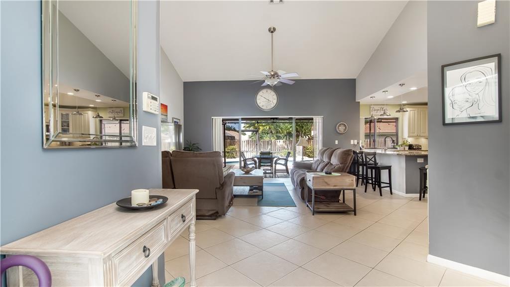 FOX RUN AT JACARANDA - Residential