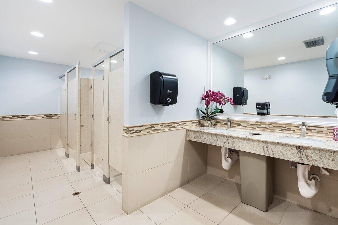 BOCA DELRAY I-III CONDO S FILED IN OR3857P483,4 - Residential