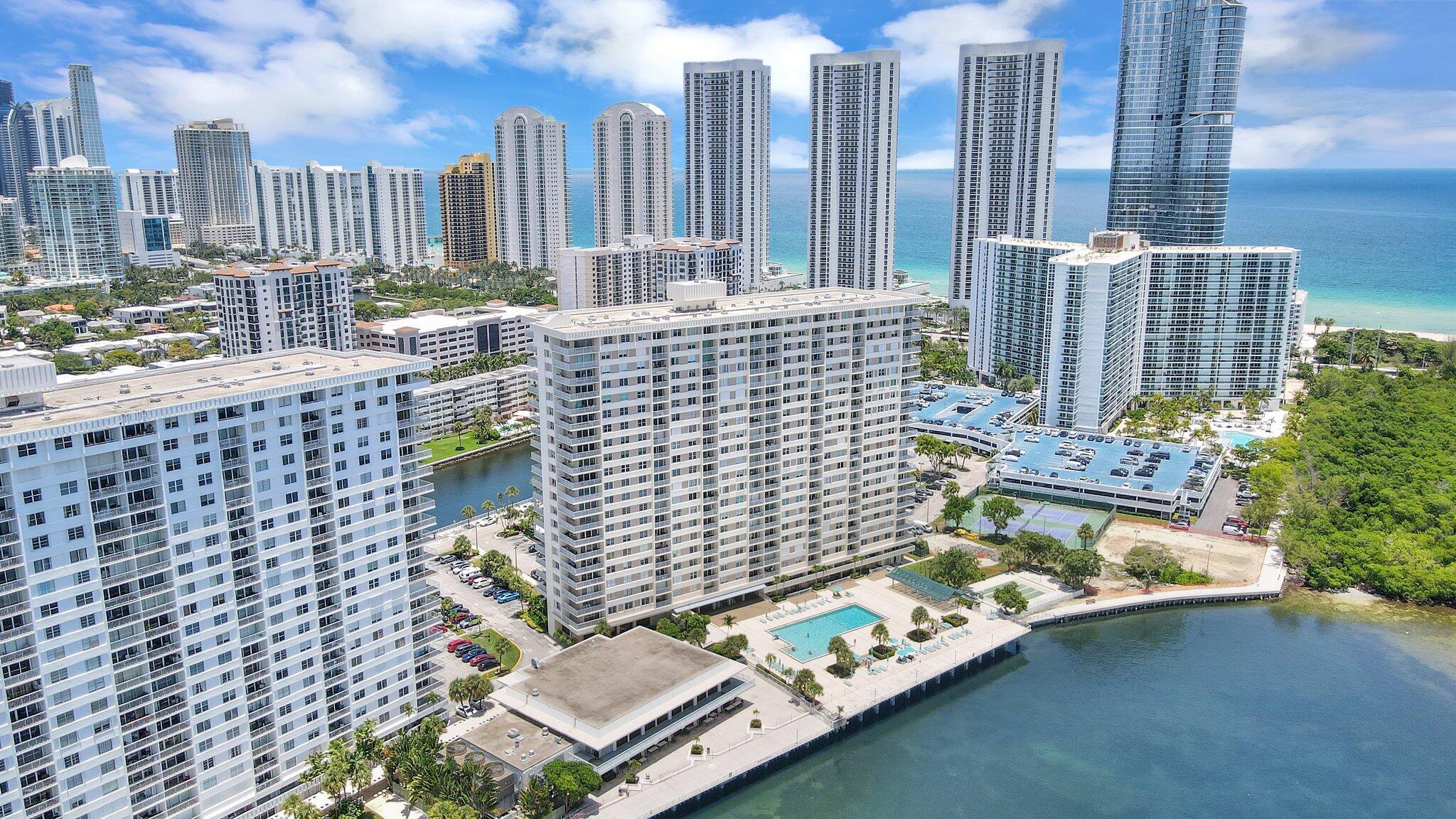 Arlen House Condo - Residential
