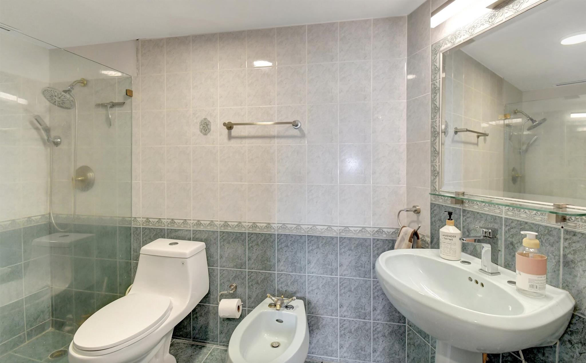 Arlen House Condo - Residential