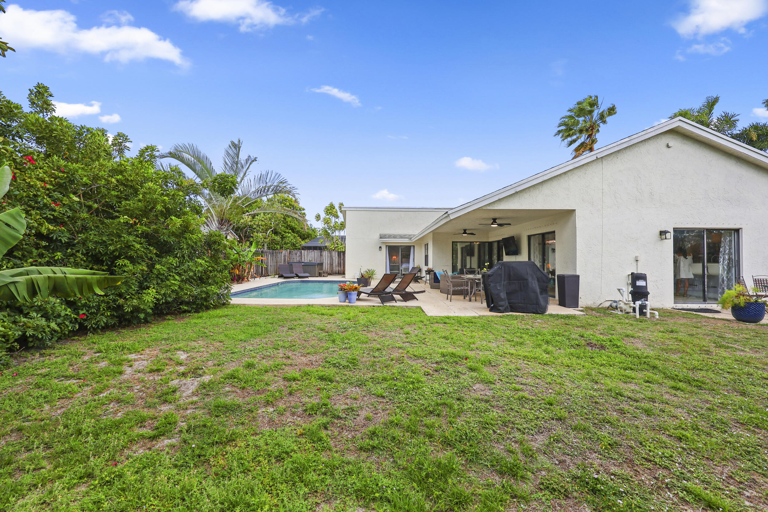 COUNTRY LANDING SEC 3 - Residential