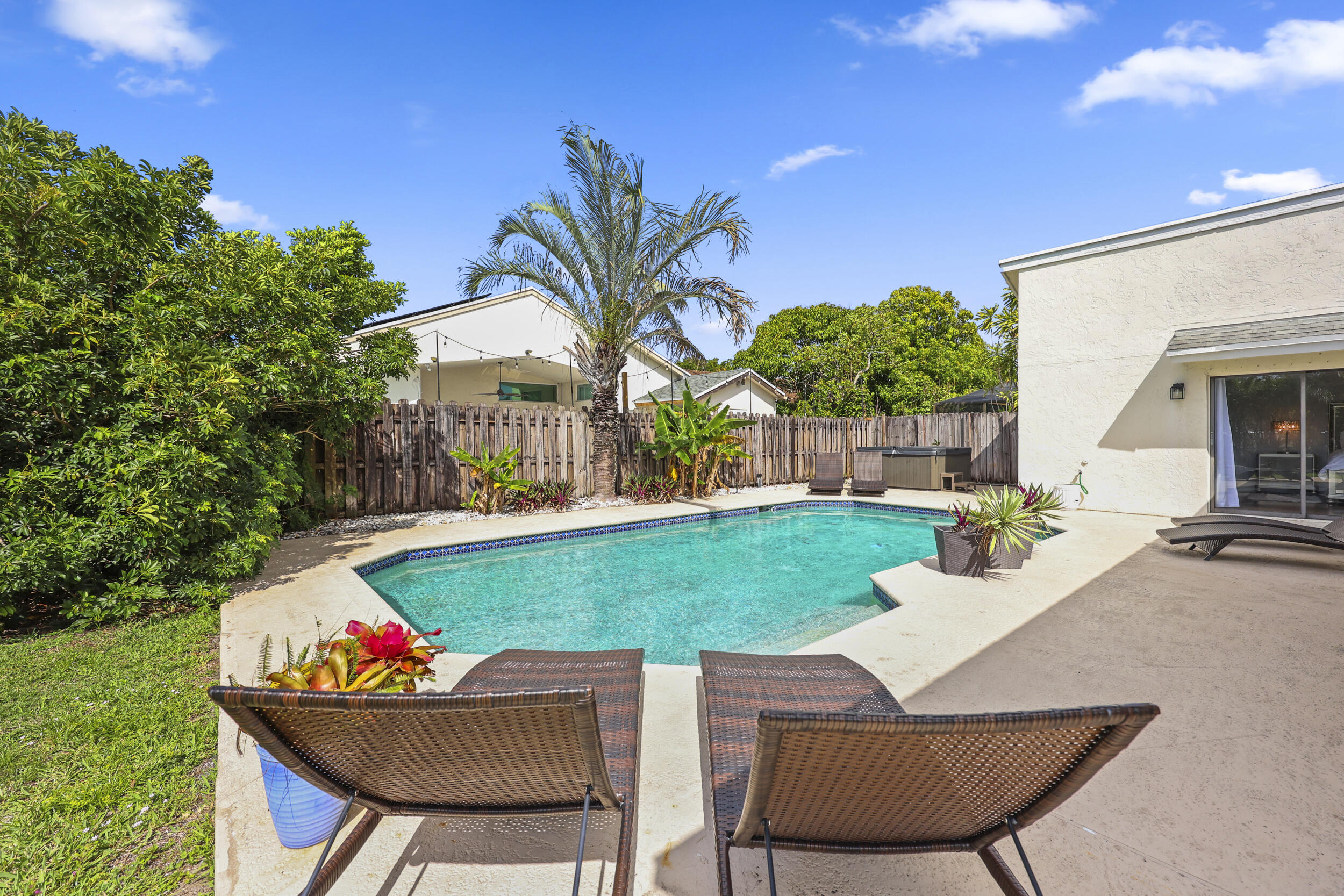 COUNTRY LANDING SEC 3 - Residential