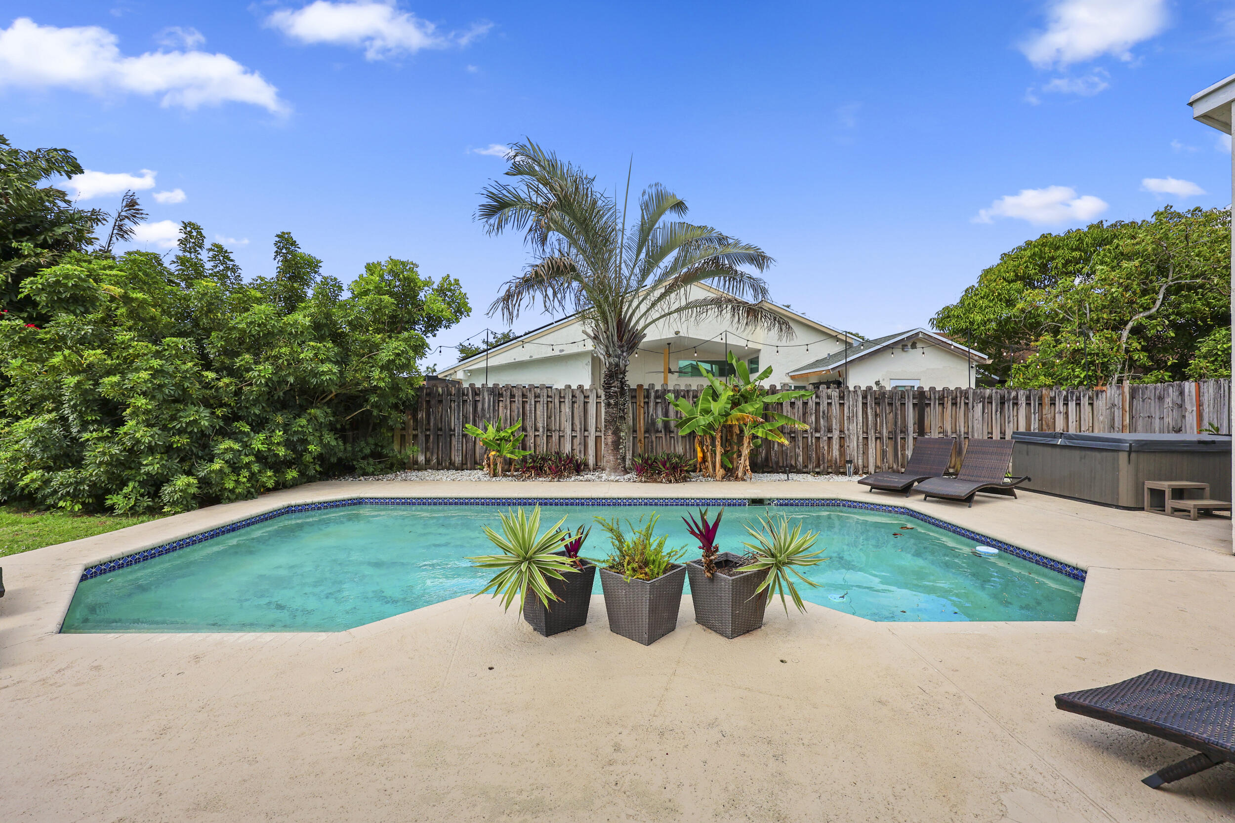 COUNTRY LANDING SEC 3 - Residential