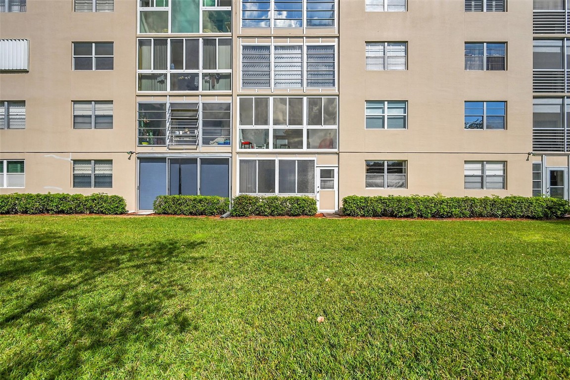 WYNMOOR VILLAGE - Residential