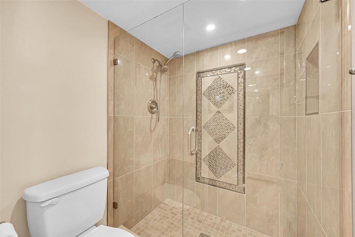 WYNMOOR VILLAGE - Residential