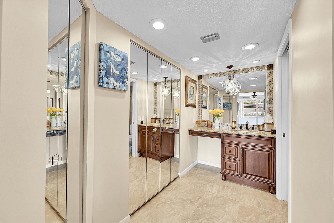 WYNMOOR VILLAGE - Residential