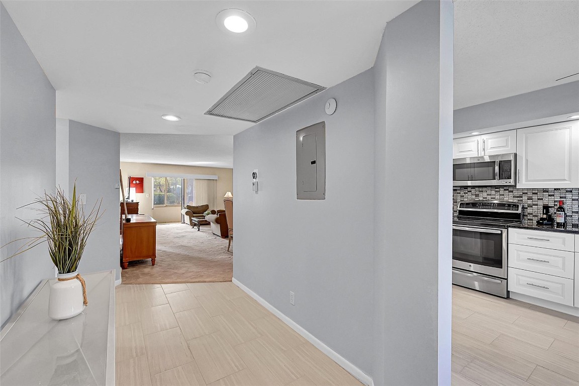 WYNMOOR VILLAGE - Residential