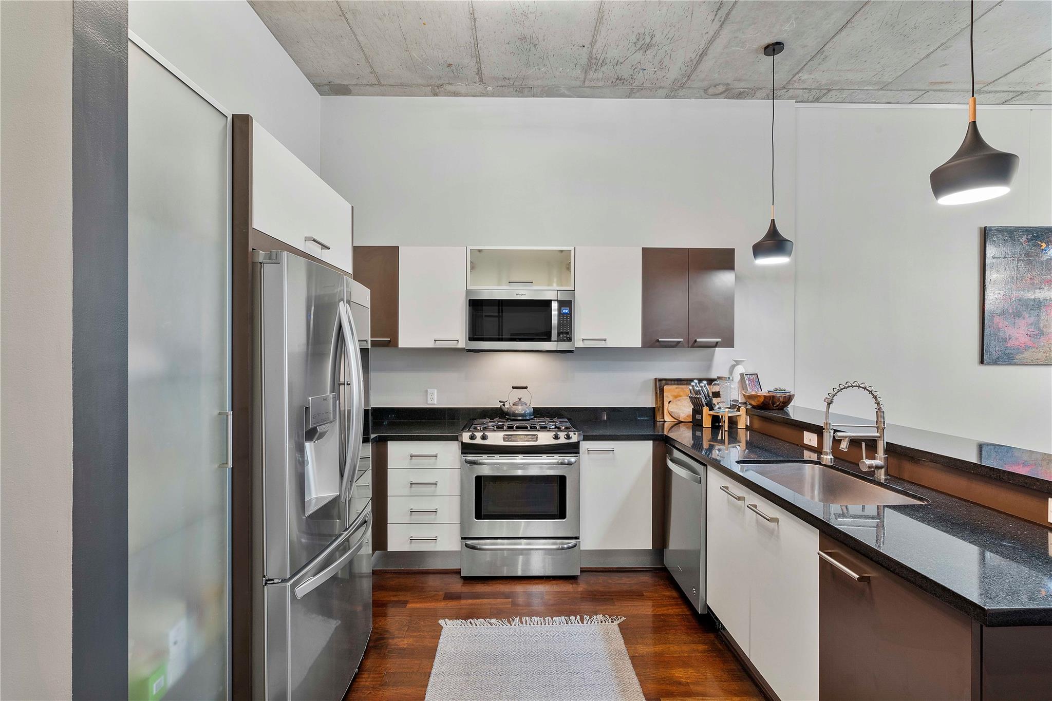 411 NW 1st Ave 303