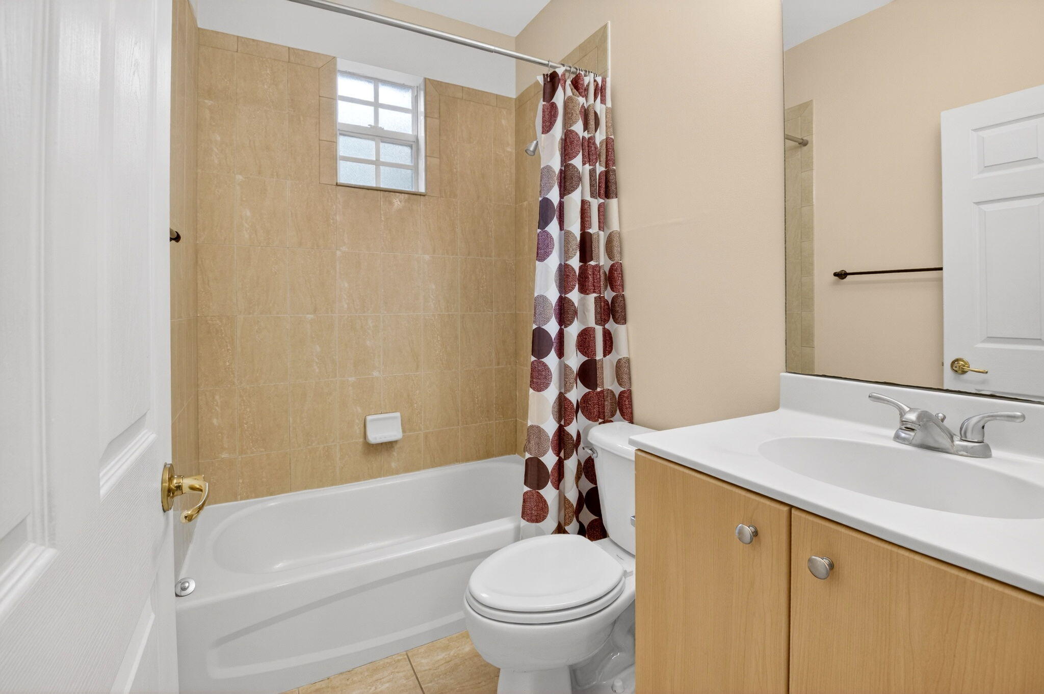 LARGO POINTE - Residential