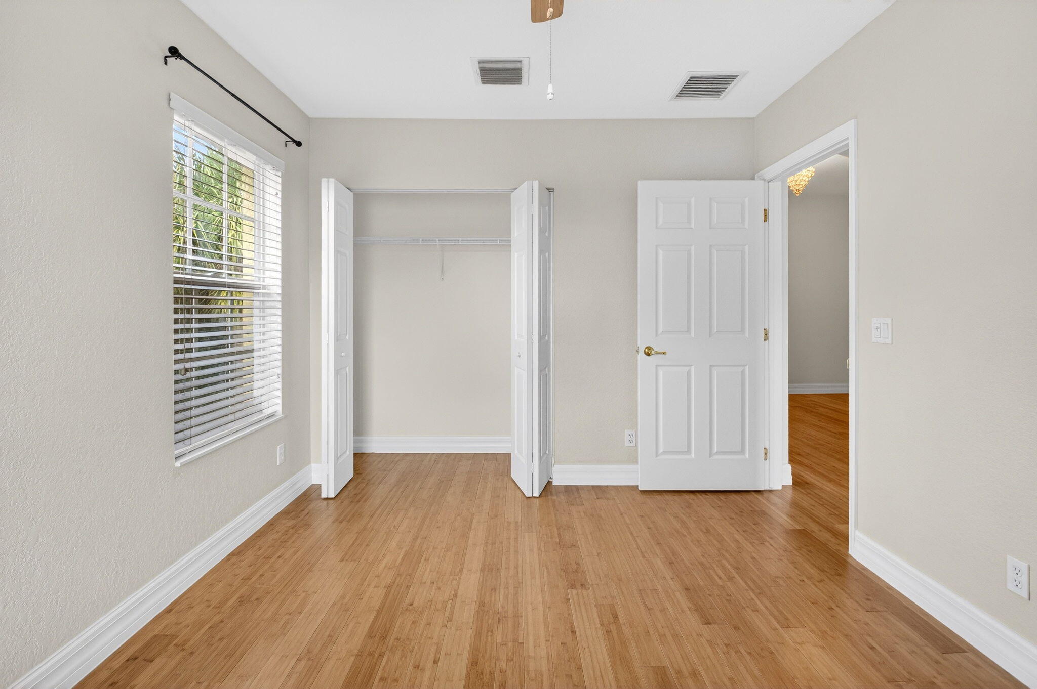 LARGO POINTE - Residential