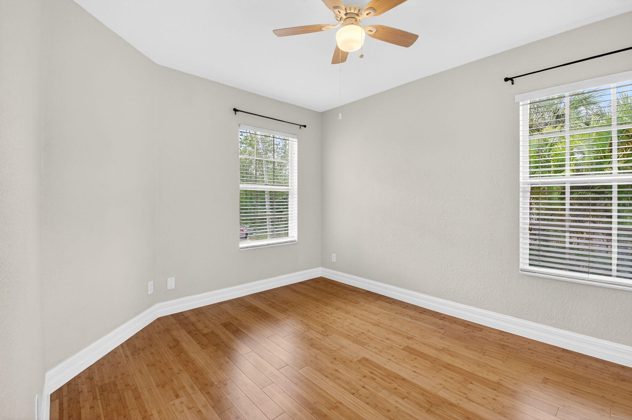 LARGO POINTE - Residential