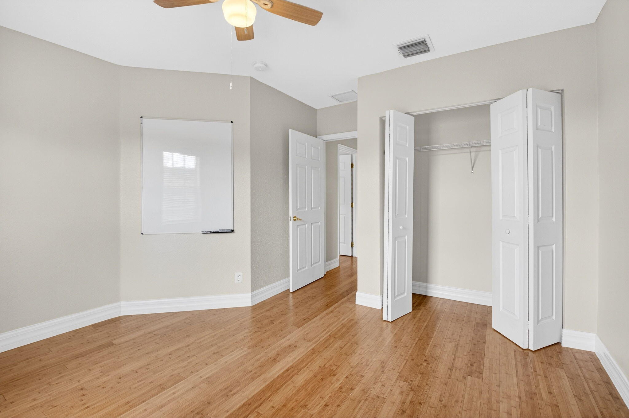 LARGO POINTE - Residential