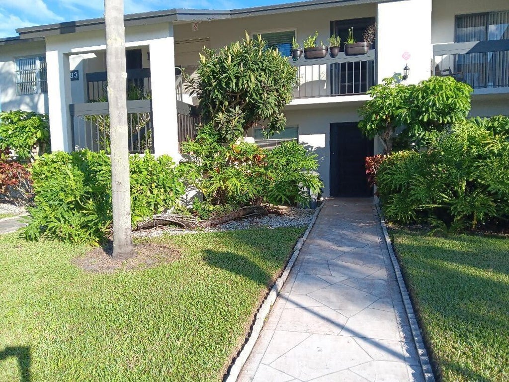 Photo of 13283 Pineapple Palm Court #B, Delray Beach, FL 33484 (MLS # B26050508)