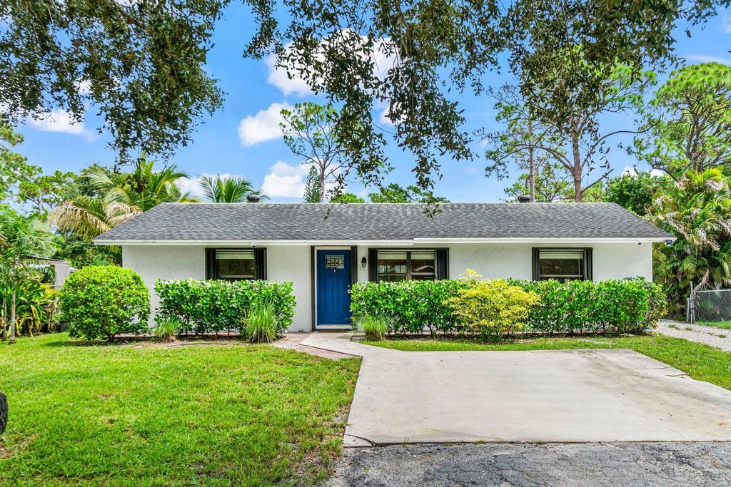 Photo of 5282 2nd Road, Lake Worth, FL 33467 (MLS # R11118217)