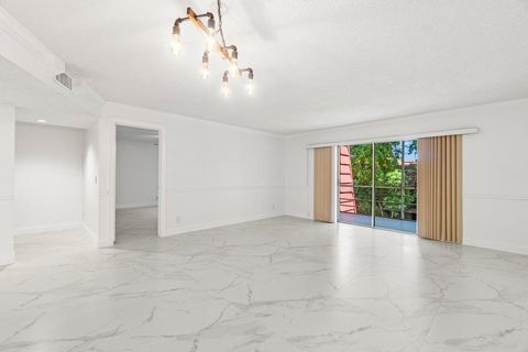 22615 SW 66th Avenue 310 Boca Raton FL 33428