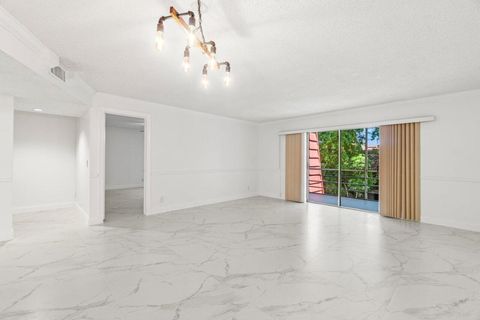 22615 SW 66th Avenue 310 Boca Raton FL 33428