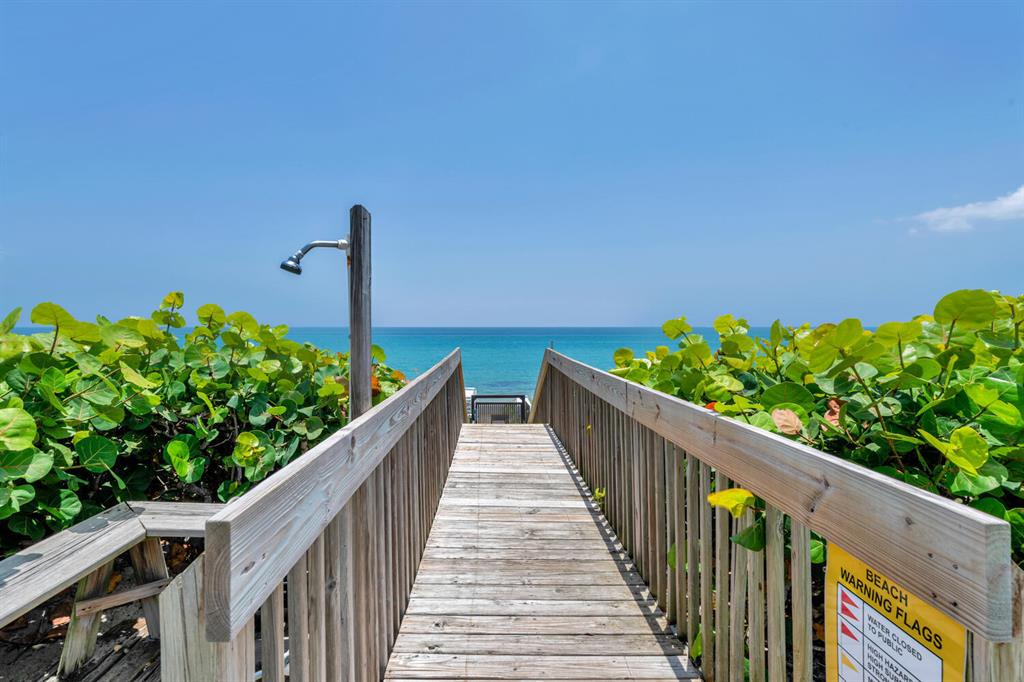 TWO THOUSAND CONDO - Residential