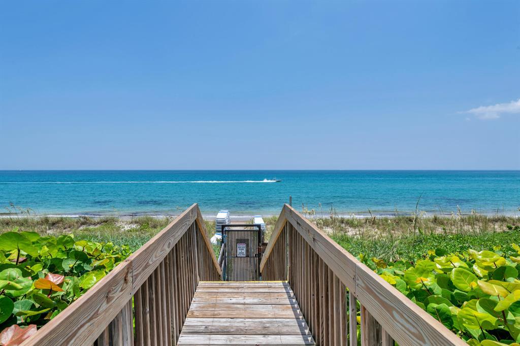 TWO THOUSAND CONDO - Residential