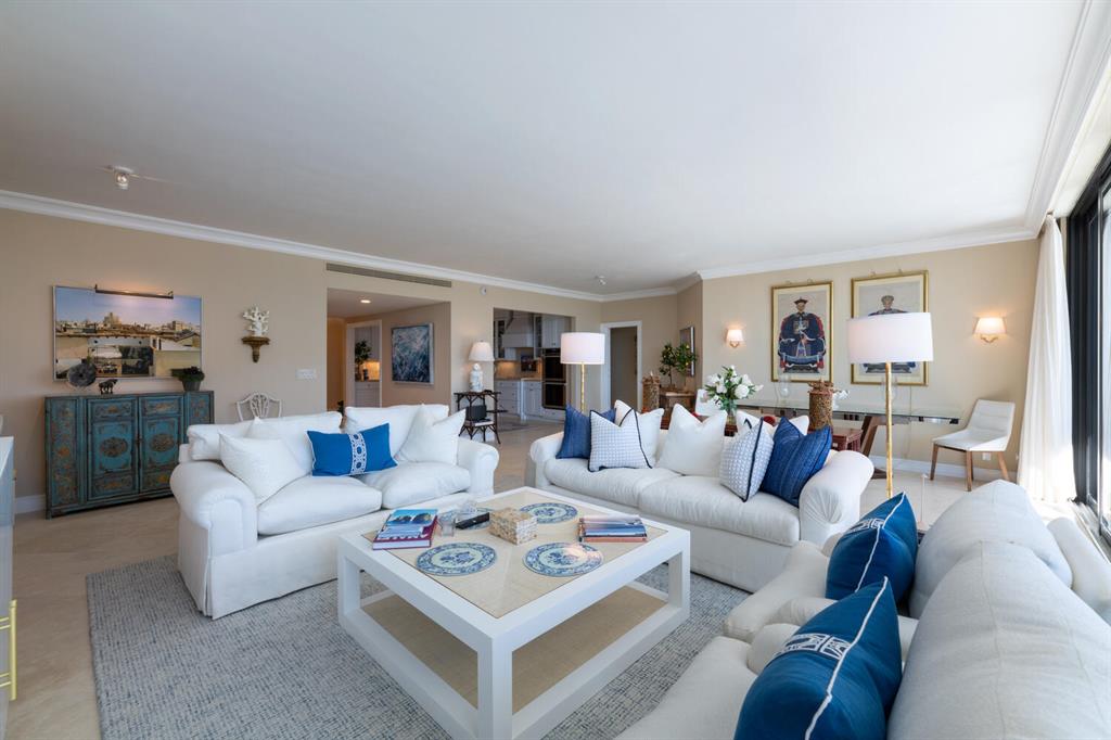 TWO THOUSAND CONDO - Residential