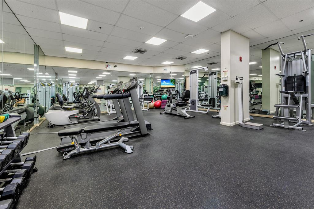 TWO THOUSAND CONDO - Residential