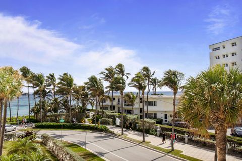 A home in Deerfield Beach