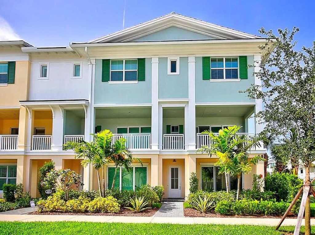 Photo of 7073 Edison Place, Palm Beach Gardens, FL 33418 (MLS # R10949972)