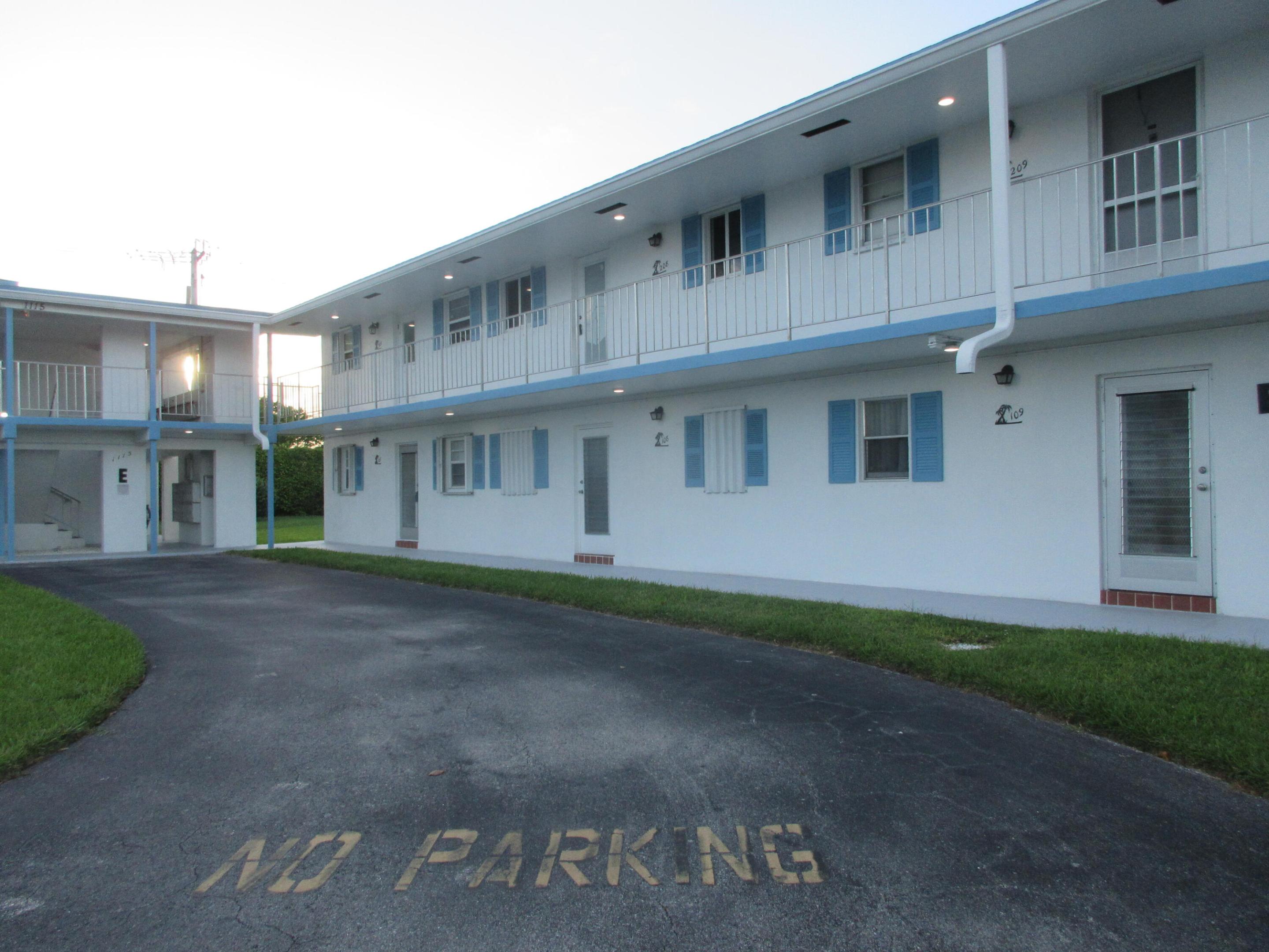 View photos, virtual tours, details... 1115 LAKE Terrace 107