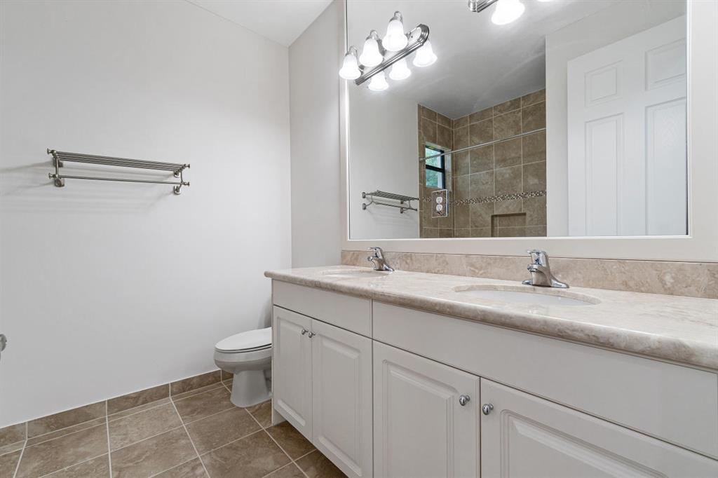 ATLANTIC COMMONS PL 5 - Residential