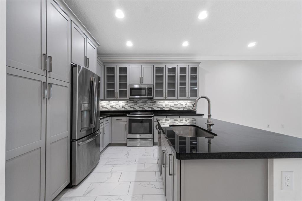 ATLANTIC COMMONS PL 5 - Residential