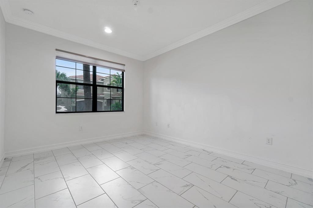 ATLANTIC COMMONS PL 5 - Residential