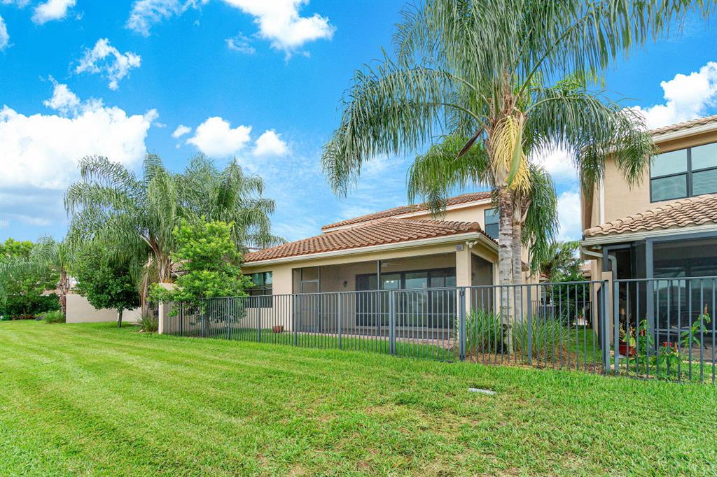 ATLANTIC COMMONS PL 5 - Residential