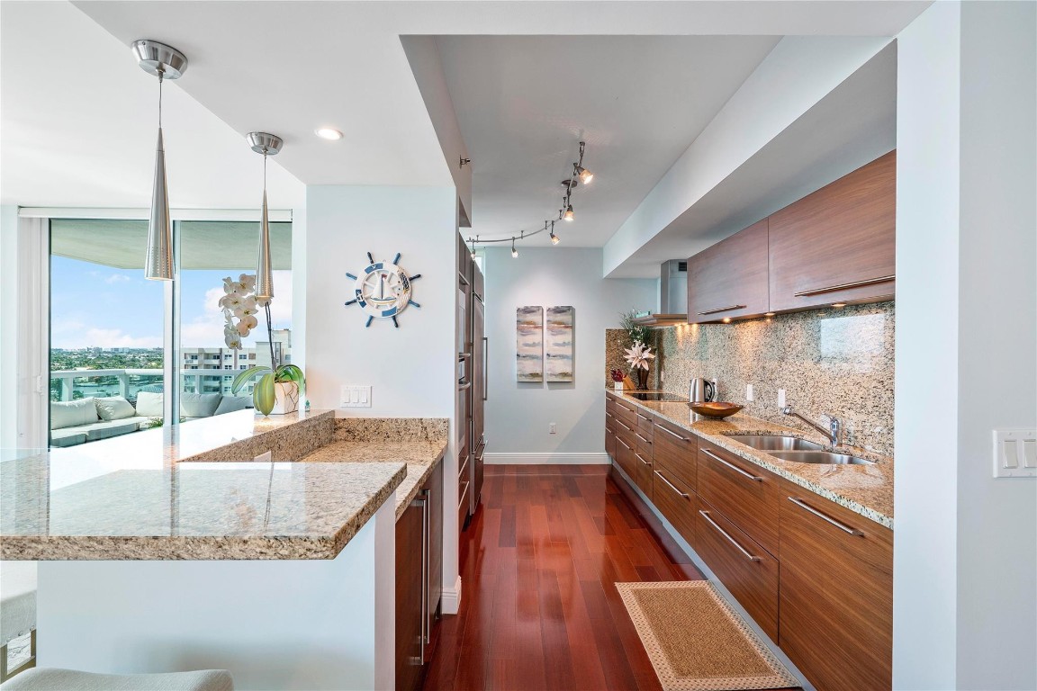 LAS OLAS BEACH CLUB - Residential Lease