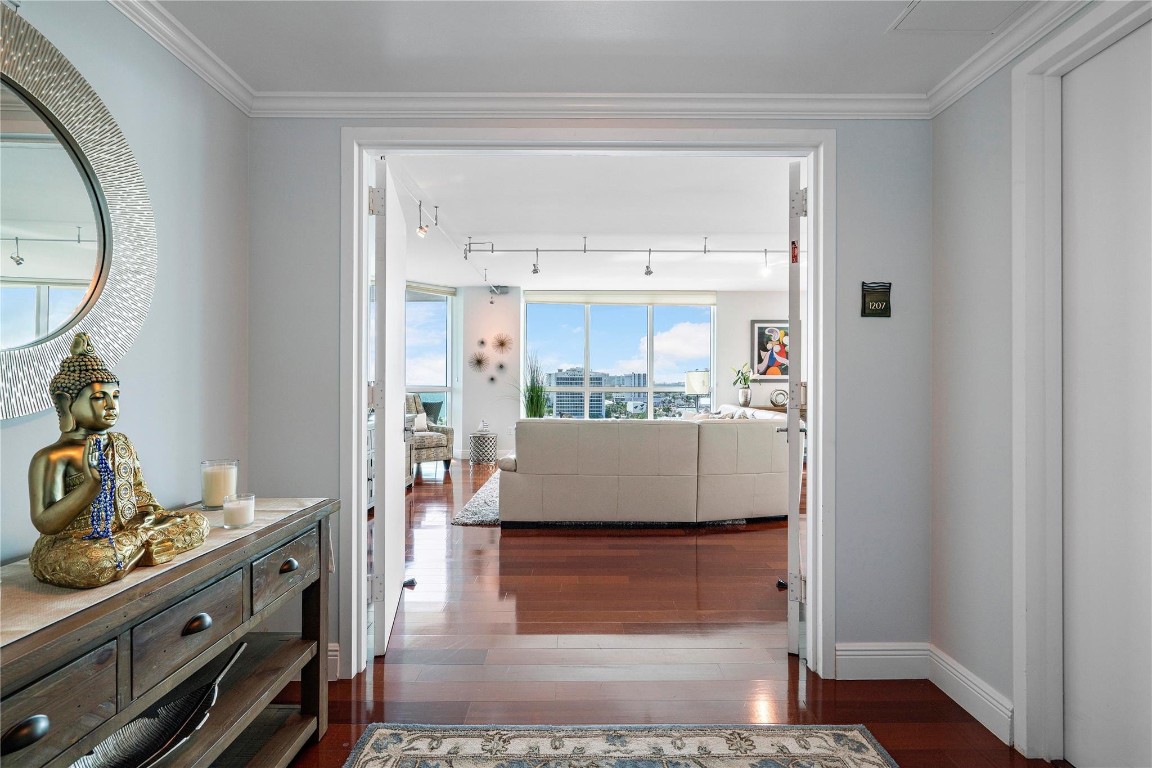 LAS OLAS BEACH CLUB - Residential Lease