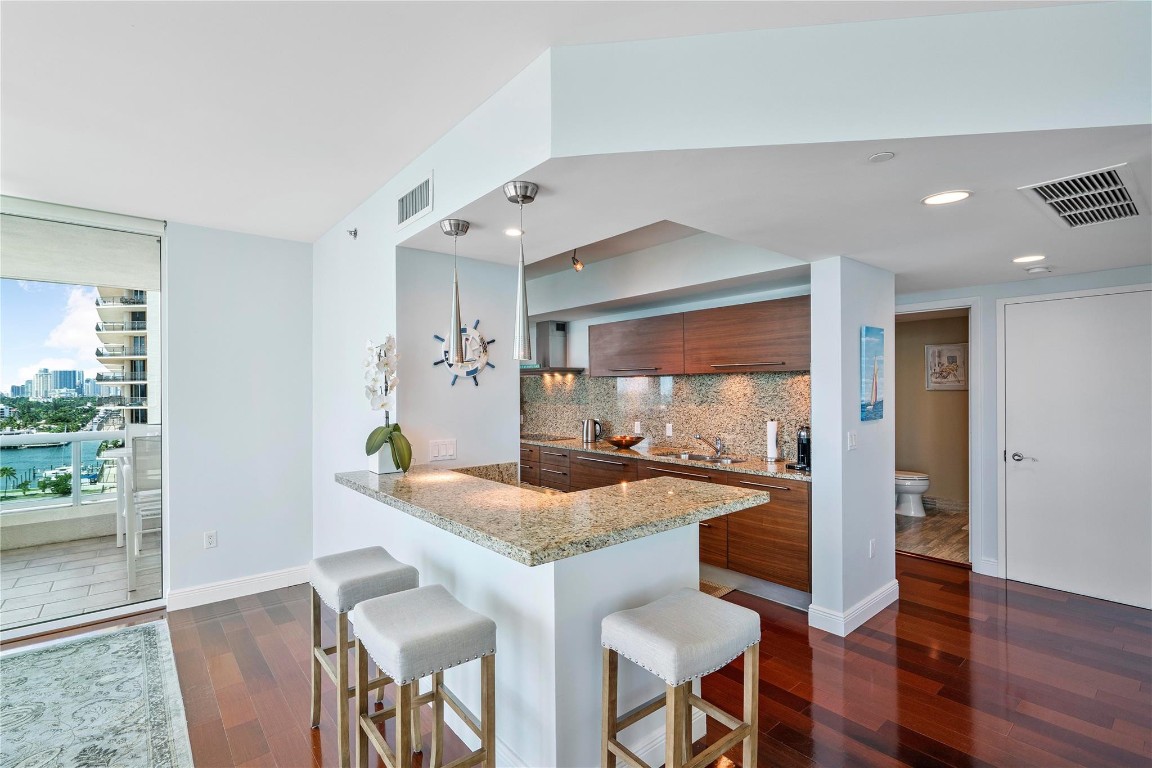 LAS OLAS BEACH CLUB - Residential Lease