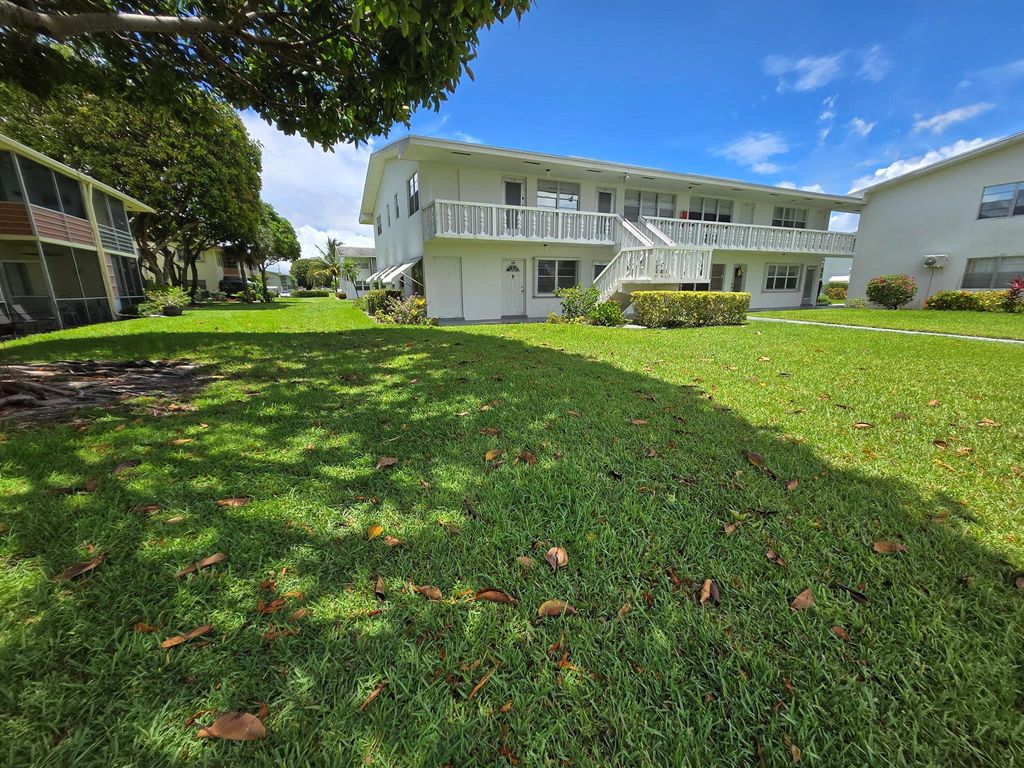 Photo of 108 Easthampton E, West Palm Beach, FL 33417 (MLS # R11104325)