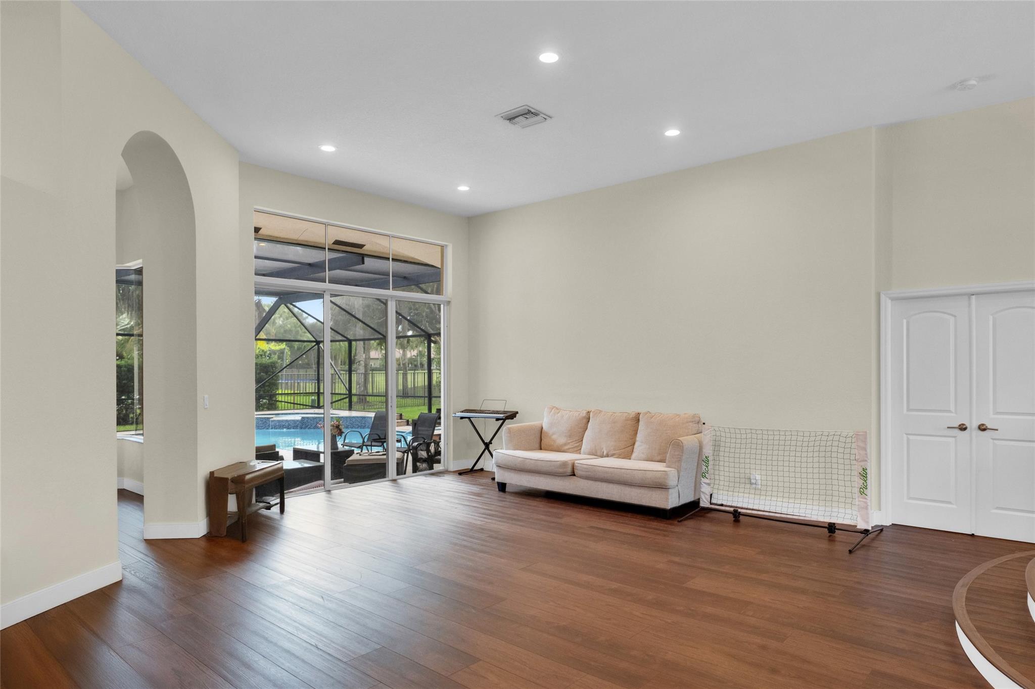 Sector 7 - Parcels F, G, - Residential Lease
