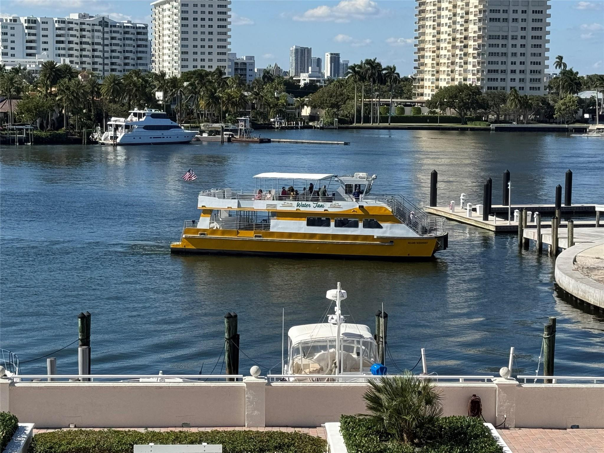 LEISURE BEACH CONDO - Residential