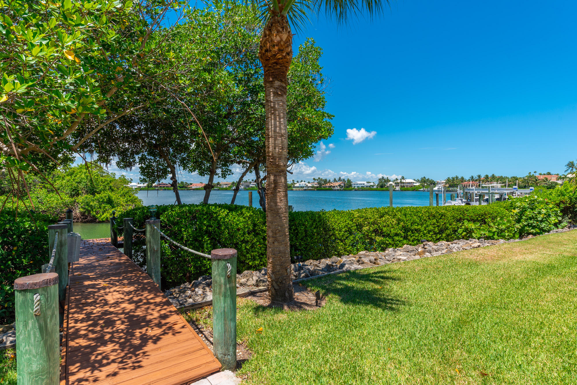 SAILFISH POINT PLAT 14 - Residential