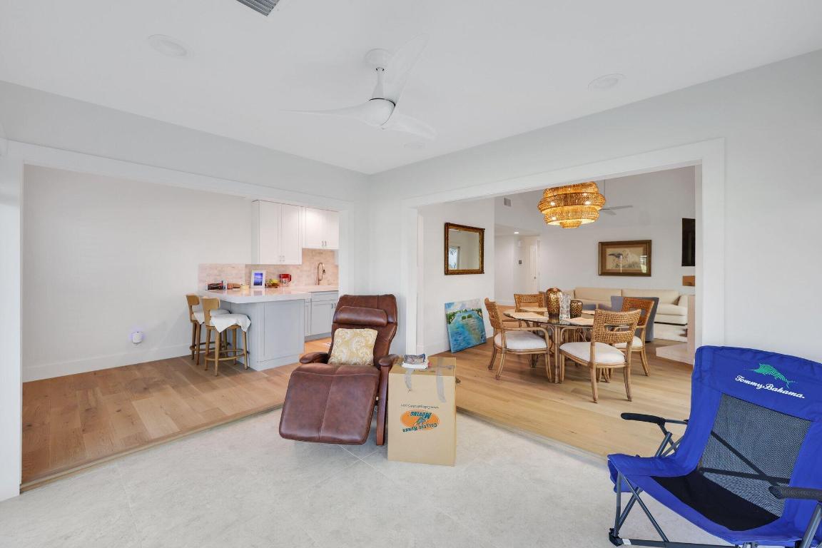 GREENS CAY OF JONATHANS LANDING - Residential